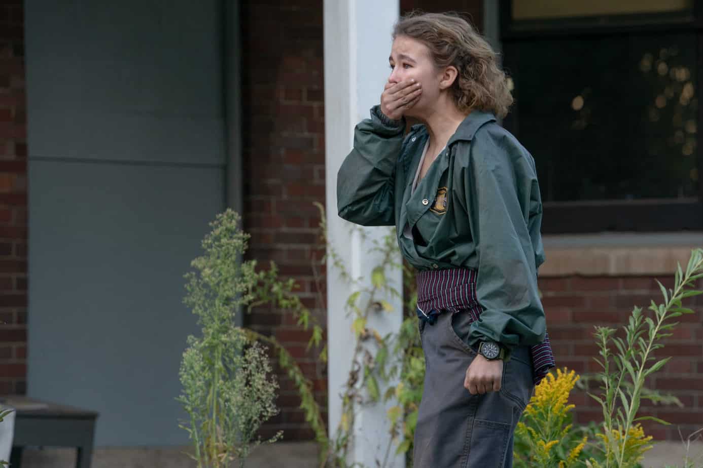 is a quiet place safe for kids to watch?