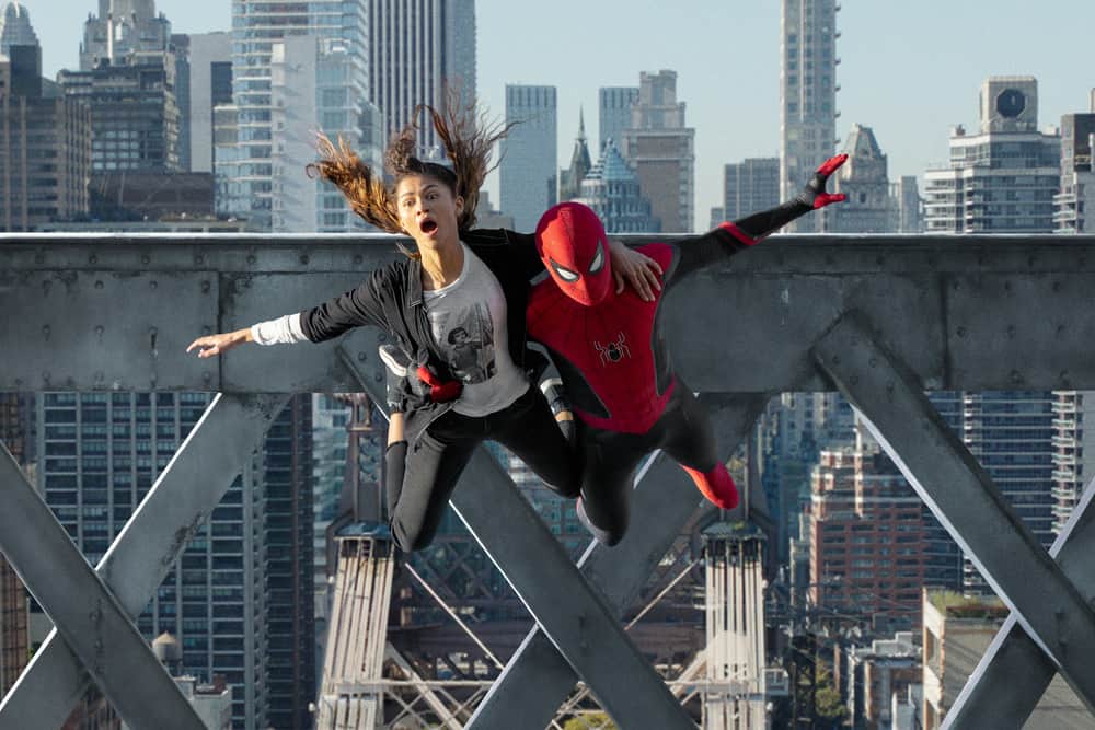 MJ (Zendaya) and Spider-Man jump off the bridge iin 