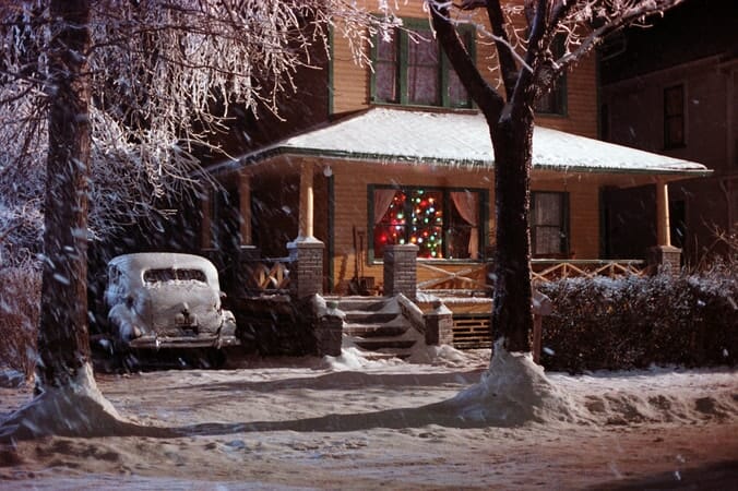age rating of a Christmas Story house